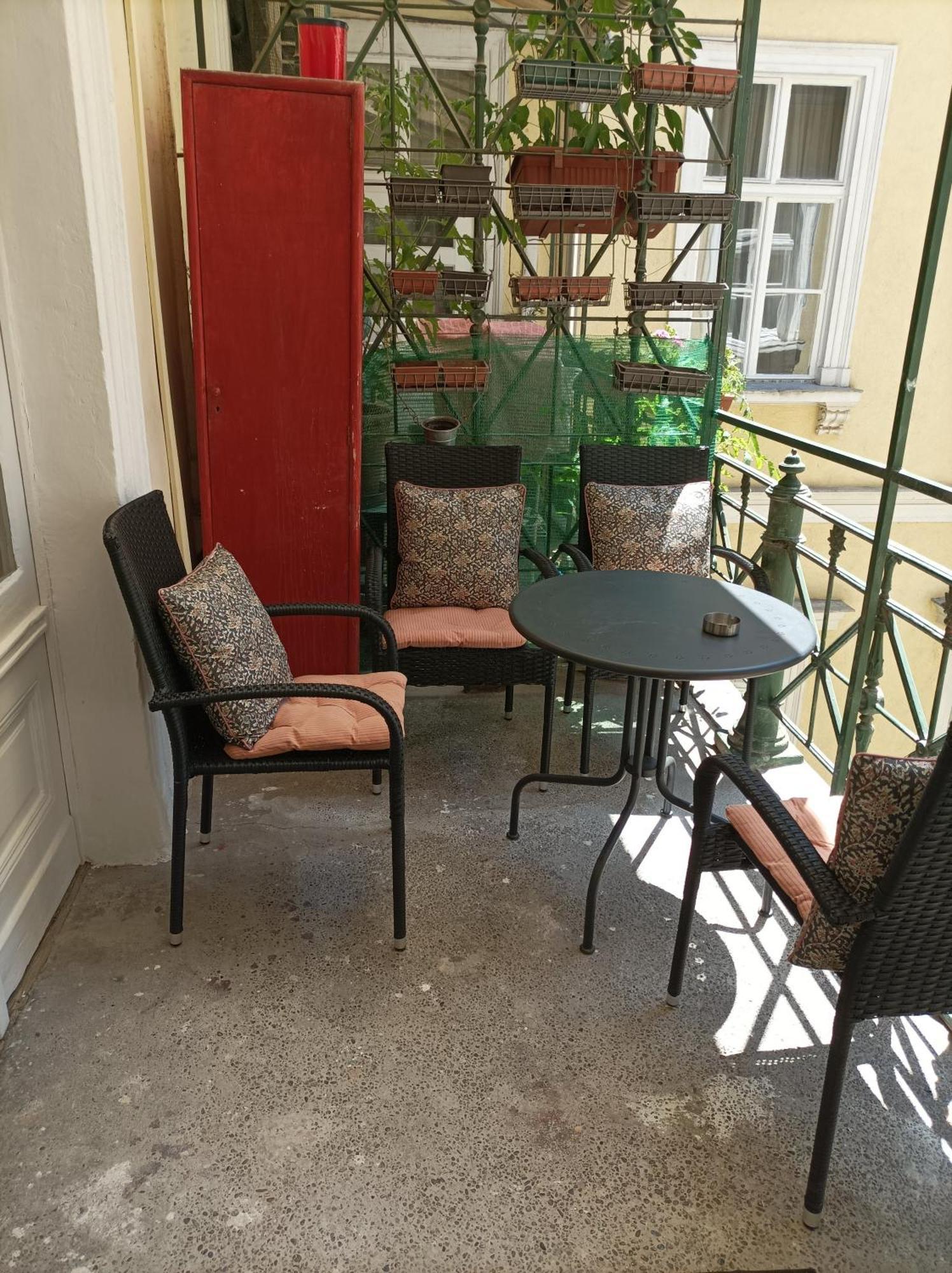 Danubescree Cozy Apartment Boedapest Buitenkant foto